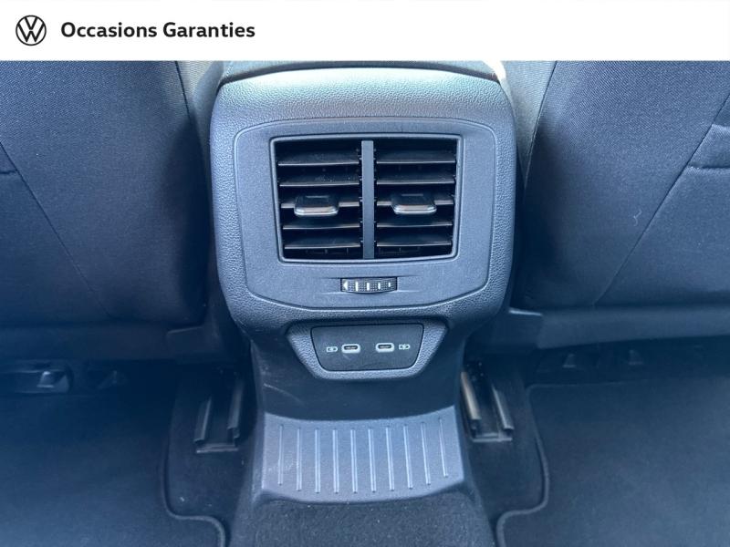 Voitures occasions VOLKSWAGEN T-ROC Life Clermont-Ferrand