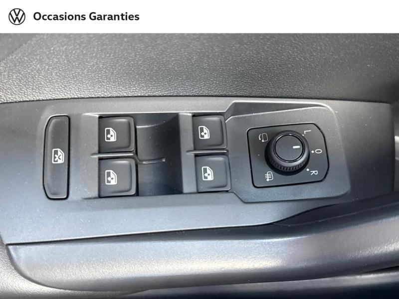 Voitures occasions VOLKSWAGEN T-CROSS Life Clermont-Ferrand