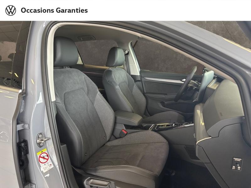 Voitures occasions VOLKSWAGEN GOLF Style Clermont-Ferrand