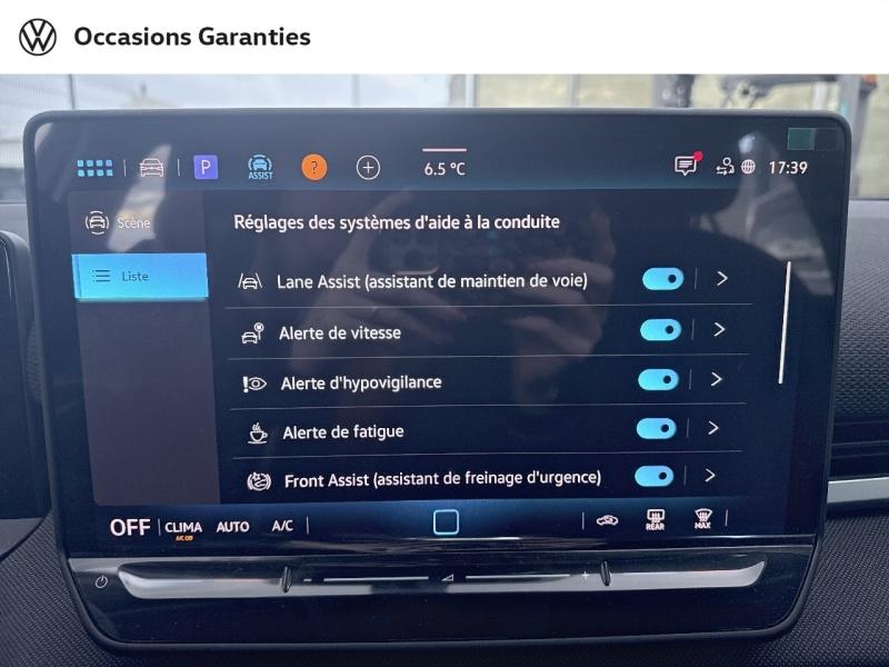 Voitures occasions VOLKSWAGEN T-ROC Life Clermont-Ferrand