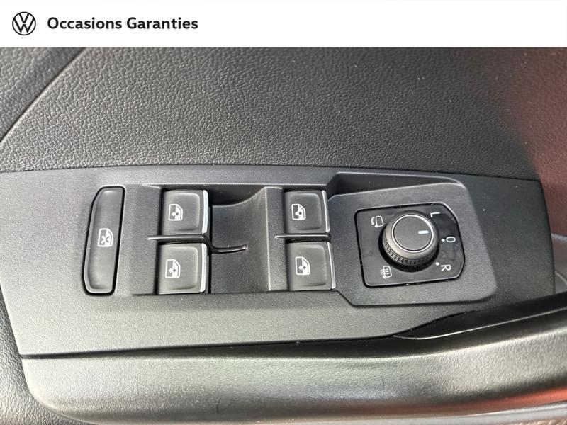 Voitures occasions VOLKSWAGEN T-CROSS R-Line Clermont-Ferrand
