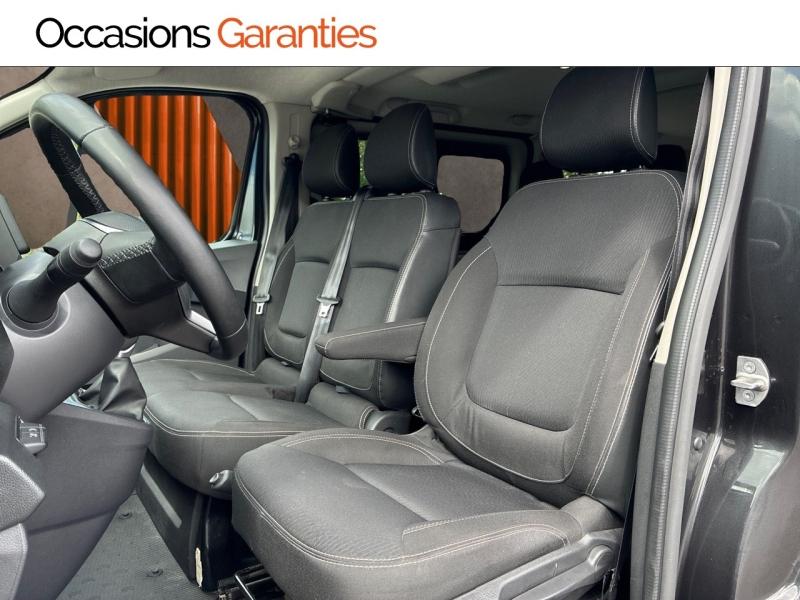 Voitures occasions RENAULT TRAFIC COMBI Intens Clermont-Ferrand
