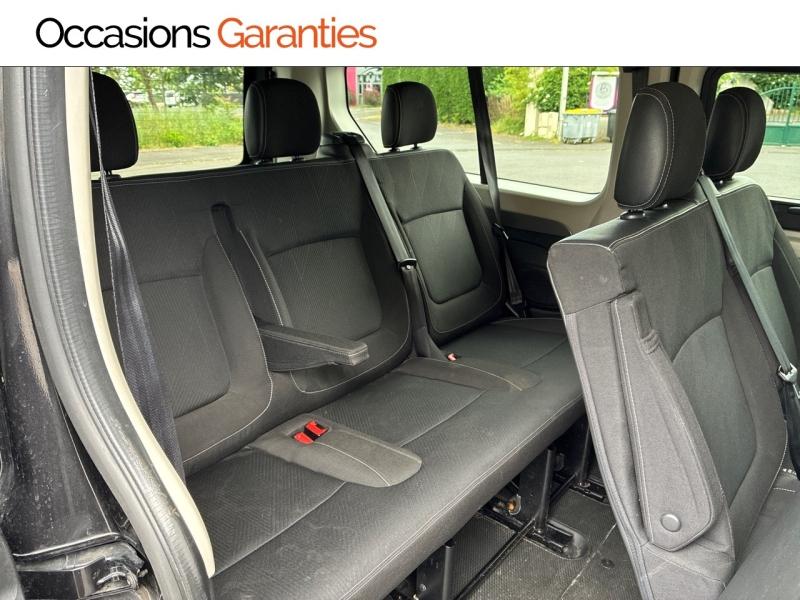 Voitures occasions RENAULT TRAFIC COMBI Intens Clermont-Ferrand