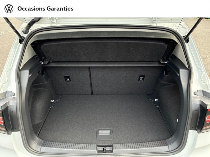 Voitures occasions VOLKSWAGEN T-CROSS R-Line Tech Clermont-Ferrand