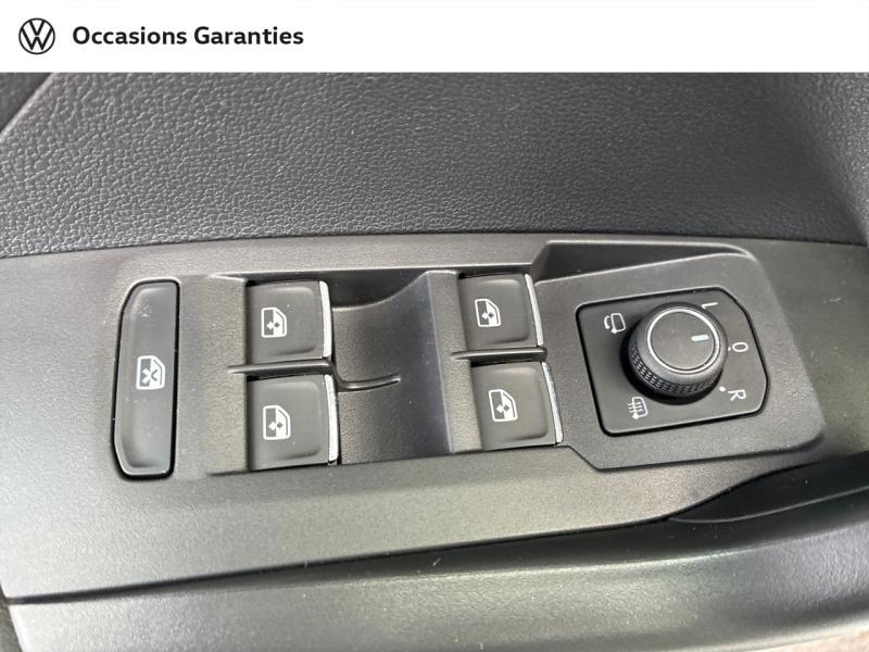 Voitures occasions VOLKSWAGEN T-CROSS R-Line Tech Clermont-Ferrand