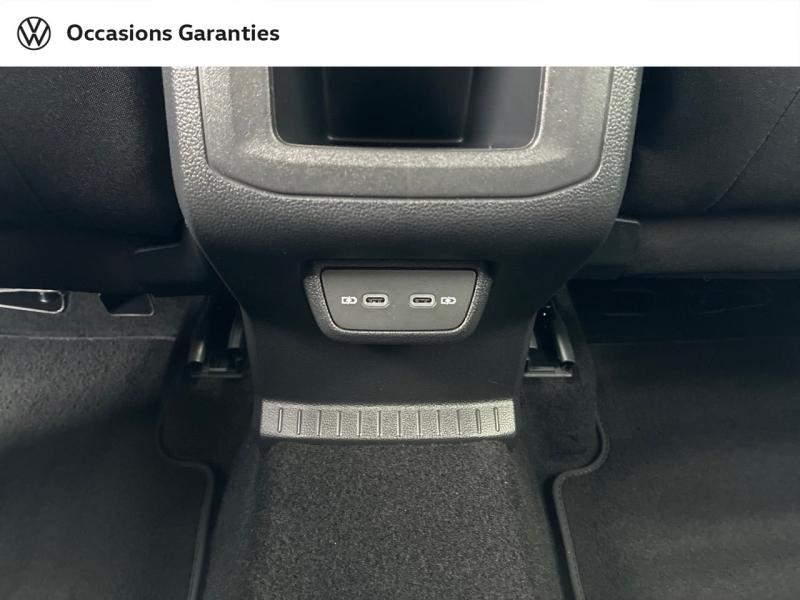 Voitures occasions VOLKSWAGEN T-CROSS R-Line Tech Clermont-Ferrand