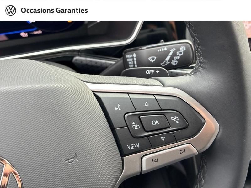 Voitures occasions VOLKSWAGEN T-CROSS R-Line Tech Clermont-Ferrand