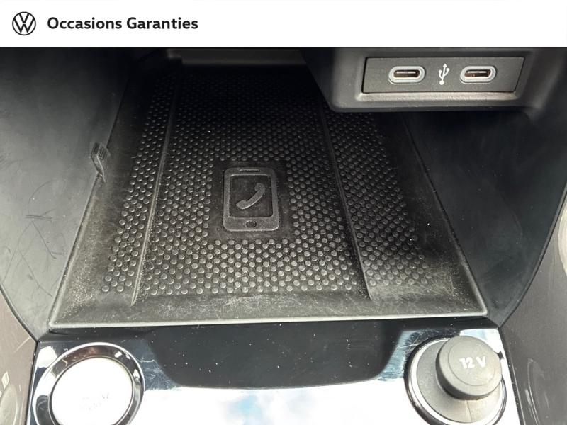 Voitures occasions VOLKSWAGEN T-CROSS R-Line Tech Clermont-Ferrand
