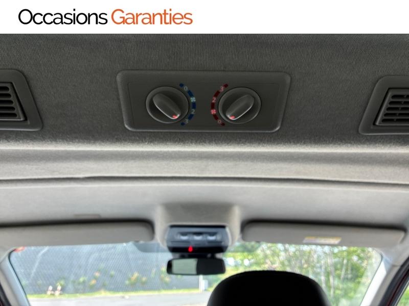 Voitures occasions RENAULT TRAFIC COMBI Zen Clermont-Ferrand