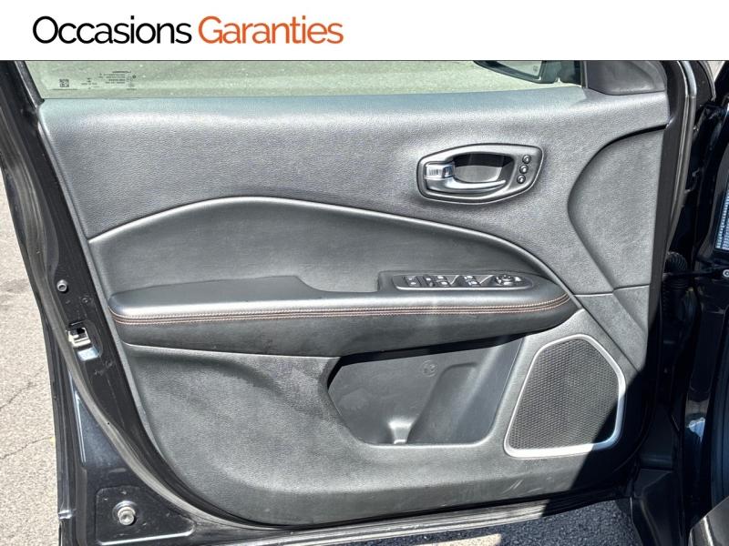 Voitures occasions JEEP Compass Limited Clermont-Ferrand