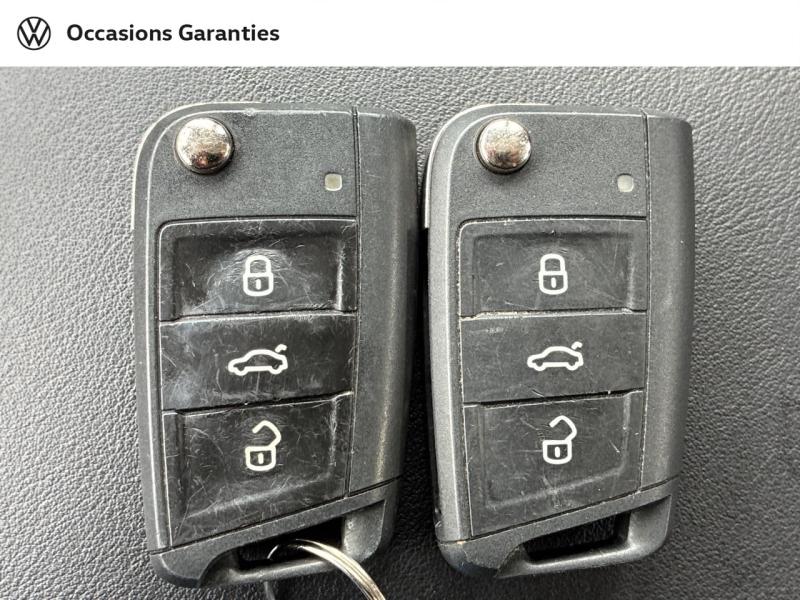 Voitures occasions VOLKSWAGEN T-CROSS Life Plus Clermont-Ferrand