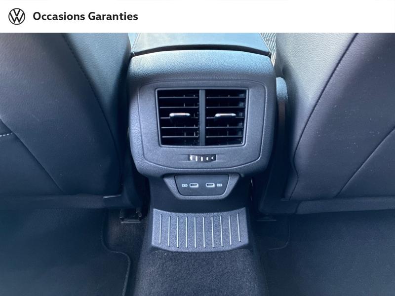 Voitures occasions VOLKSWAGEN T-ROC R-Line Clermont-Ferrand