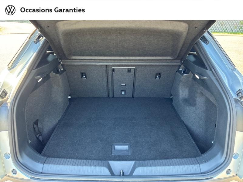 Voitures occasions VOLKSWAGEN ID.4 Base Clermont-Ferrand