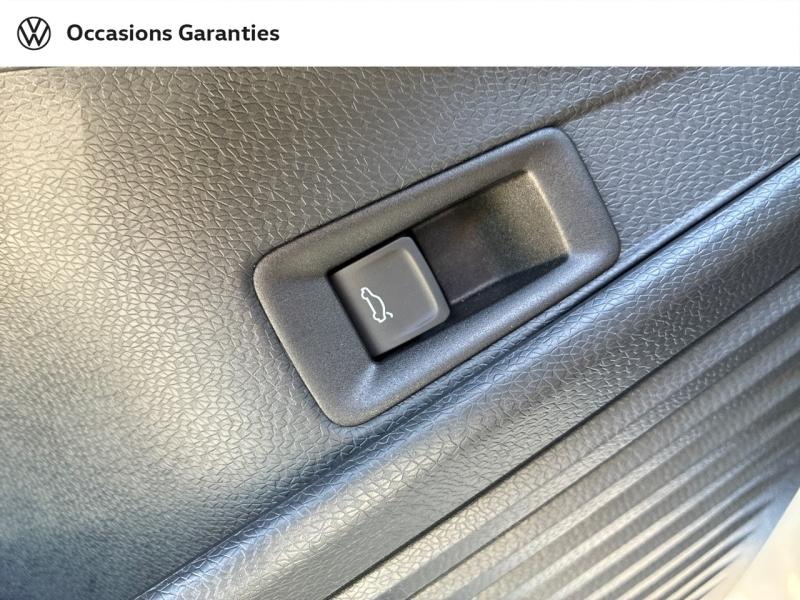 Voitures occasions VOLKSWAGEN ID.4 Base Clermont-Ferrand