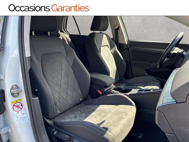Voitures occasions VOLKSWAGEN GOLF Style 1st Clermont-Ferrand