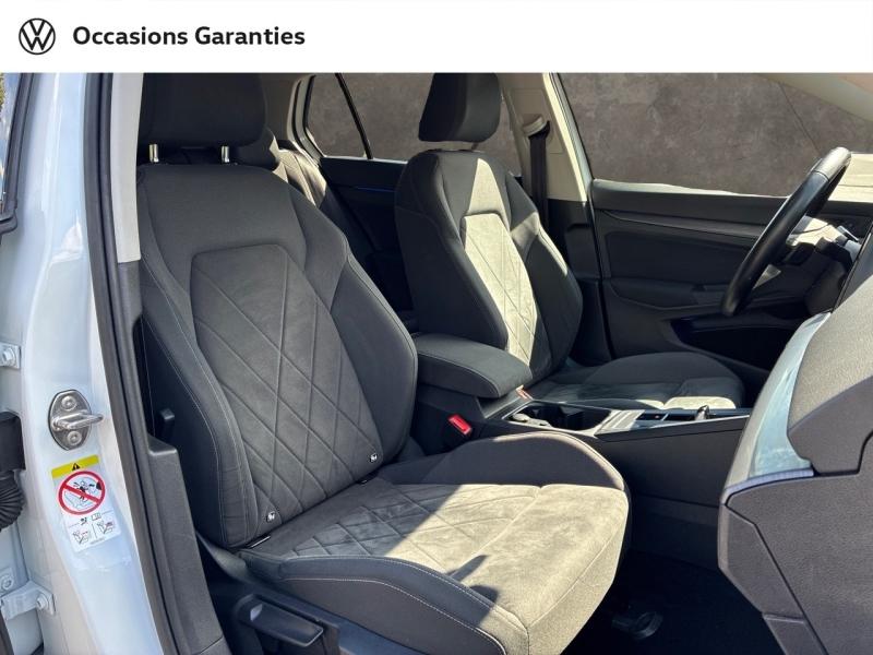 Voitures occasions VOLKSWAGEN GOLF Style 1st Clermont-Ferrand