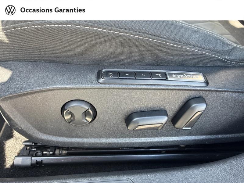 Voitures occasions VOLKSWAGEN GOLF Style 1st Clermont-Ferrand