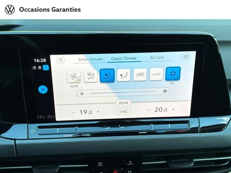Voitures occasions VOLKSWAGEN GOLF Style 1st Clermont-Ferrand