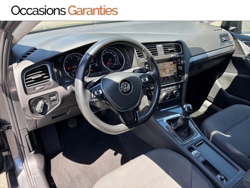Voitures occasions VOLKSWAGEN GOLF Confortline Business Clermont-Ferrand