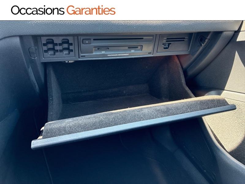 Voitures occasions VOLKSWAGEN GOLF Confortline Business Clermont-Ferrand