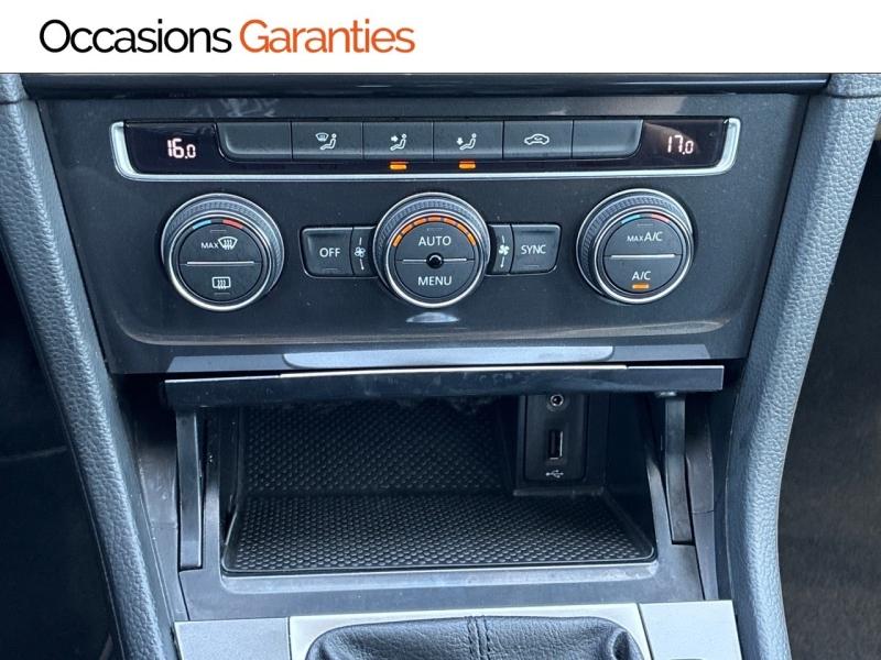 Voitures occasions VOLKSWAGEN GOLF Confortline Business Clermont-Ferrand