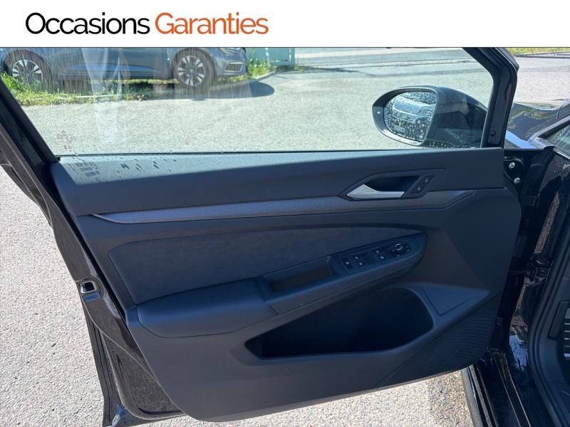 Voitures occasions VOLKSWAGEN GOLF R-Line Clermont-Ferrand