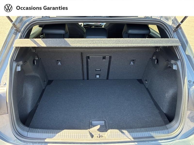 Voitures occasions VOLKSWAGEN GOLF R-Line Clermont-Ferrand