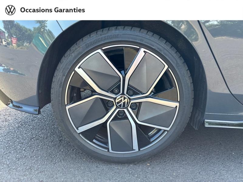 Voitures occasions VOLKSWAGEN GOLF R-Line Clermont-Ferrand