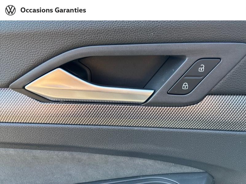 Voitures occasions VOLKSWAGEN GOLF R-Line Clermont-Ferrand