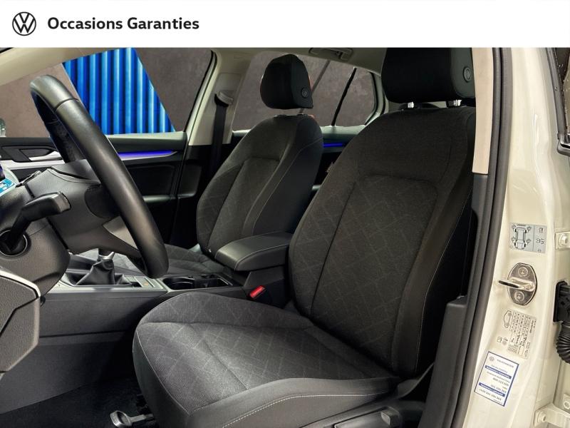Voitures occasions VOLKSWAGEN GOLF Life Business Clermont-Ferrand