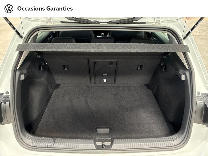 Voitures occasions VOLKSWAGEN GOLF Life Business Clermont-Ferrand