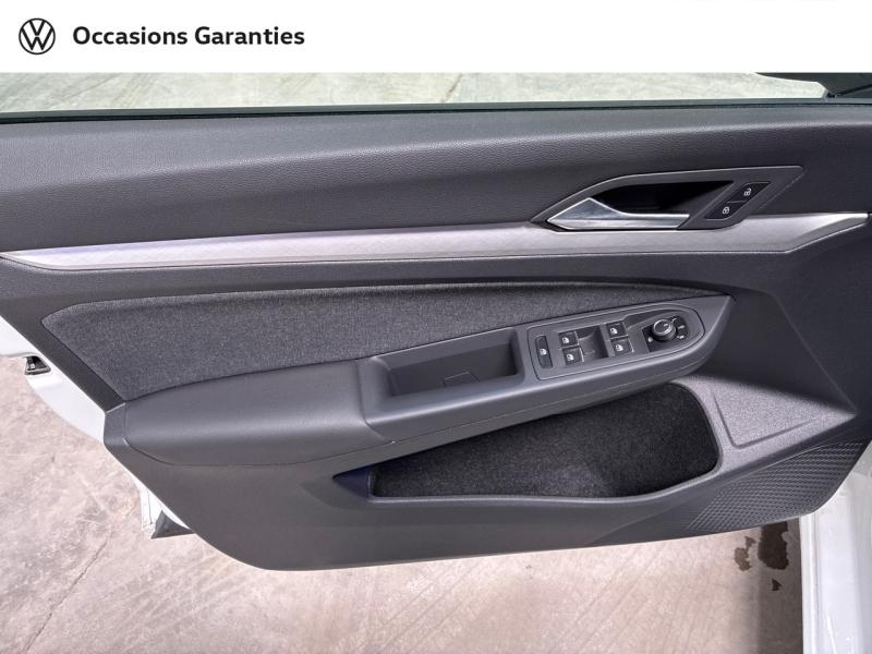 Voitures occasions VOLKSWAGEN GOLF Life Business Clermont-Ferrand