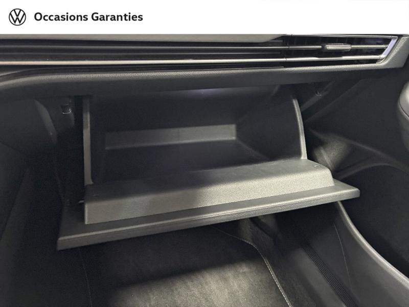 Voitures occasions VOLKSWAGEN GOLF Life Business Clermont-Ferrand