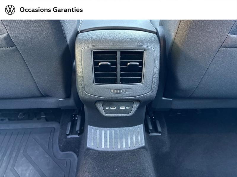 Voitures occasions VOLKSWAGEN T-ROC Style Clermont-Ferrand