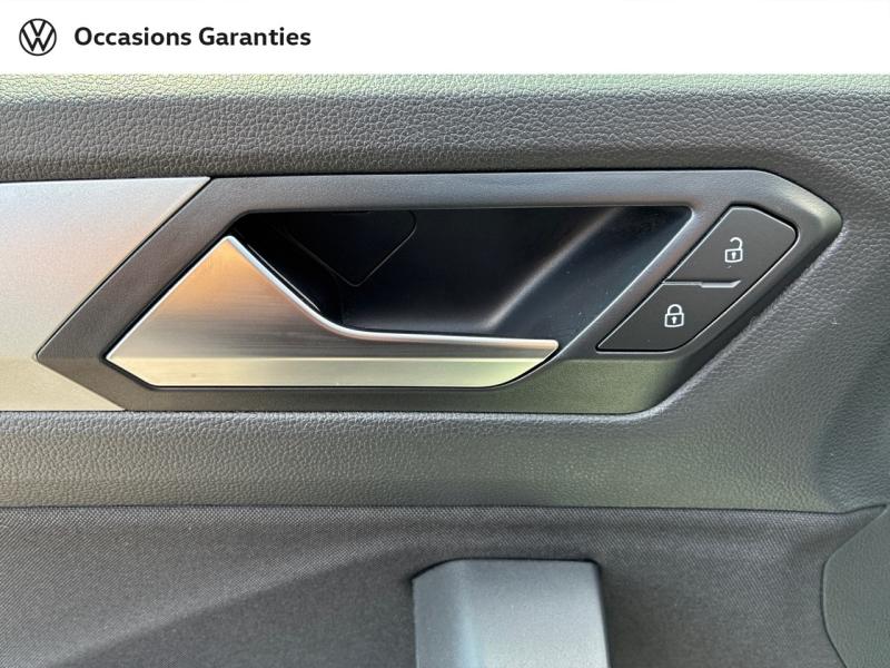 Voitures occasions VOLKSWAGEN T-ROC Life Plus Clermont-Ferrand