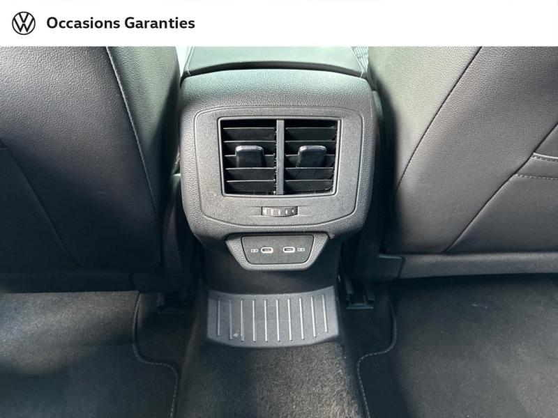 Voitures occasions VOLKSWAGEN T-ROC R-Line Clermont-Ferrand