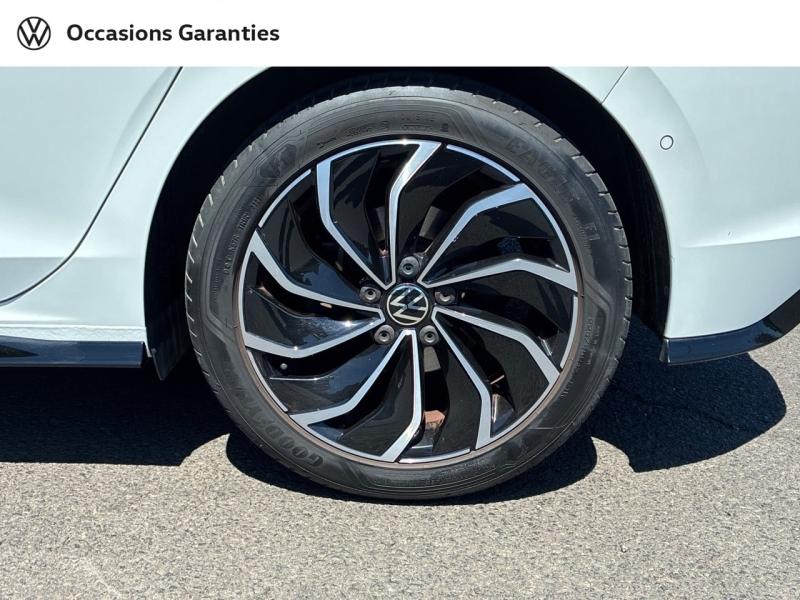 Voitures occasions VOLKSWAGEN GOLF R-Line Clermont-Ferrand
