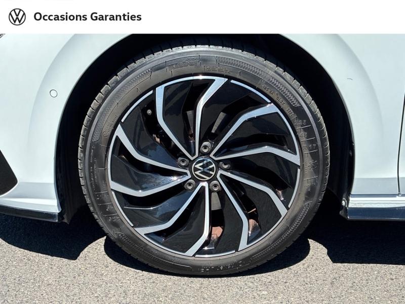 Voitures occasions VOLKSWAGEN GOLF R-Line Clermont-Ferrand