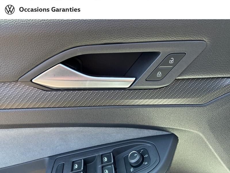 Voitures occasions VOLKSWAGEN GOLF R-Line Clermont-Ferrand