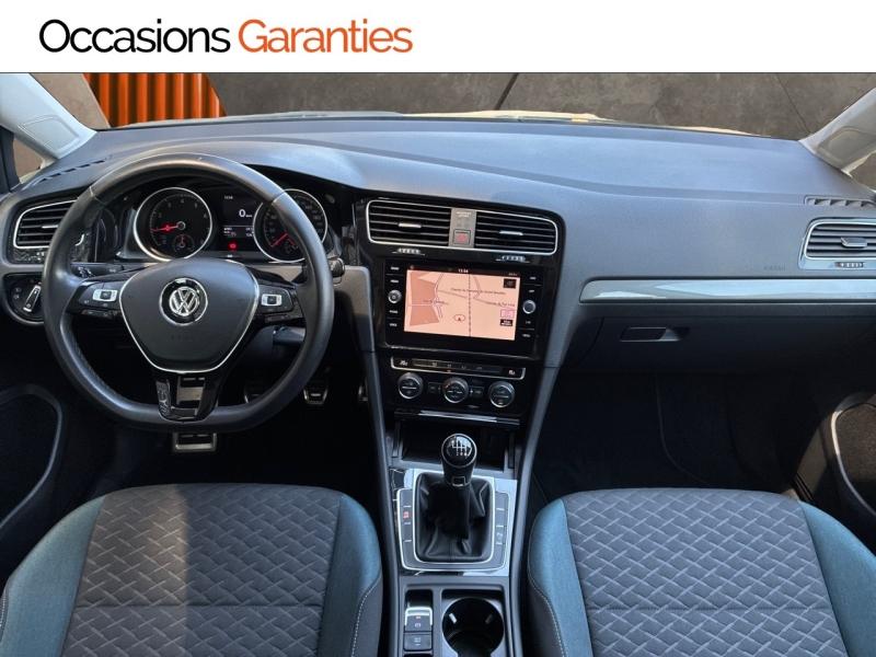 Voitures occasions VOLKSWAGEN GOLF IQ.Drive Clermont-Ferrand