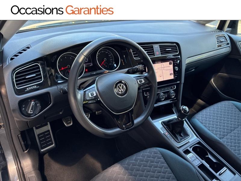 Voitures occasions VOLKSWAGEN GOLF IQ.Drive Clermont-Ferrand