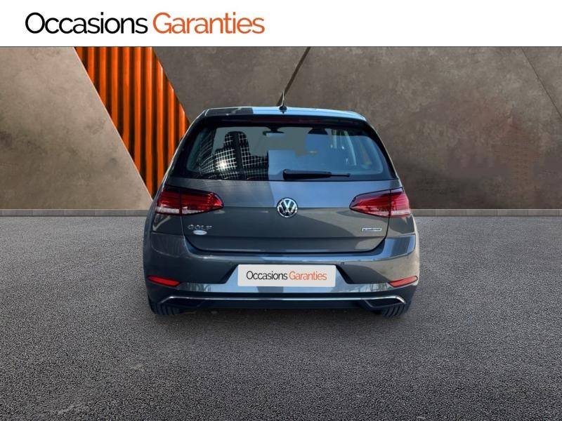 Voitures occasions VOLKSWAGEN GOLF IQ.Drive Clermont-Ferrand