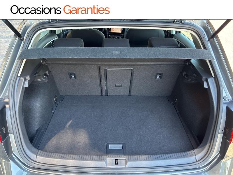 Voitures occasions VOLKSWAGEN GOLF IQ.Drive Clermont-Ferrand