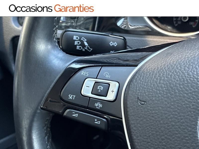 Voitures occasions VOLKSWAGEN GOLF IQ.Drive Clermont-Ferrand
