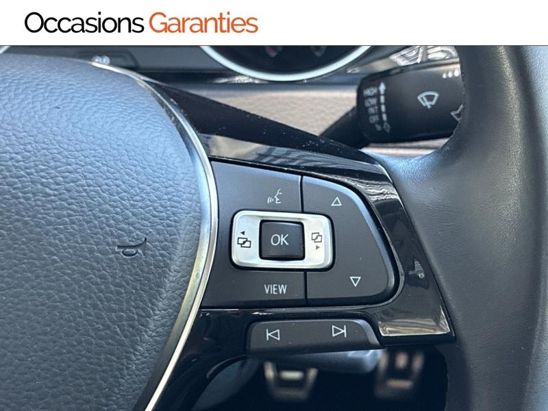 Voitures occasions VOLKSWAGEN GOLF IQ.Drive Clermont-Ferrand