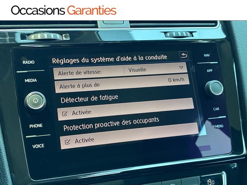 Voitures occasions VOLKSWAGEN GOLF IQ.Drive Clermont-Ferrand