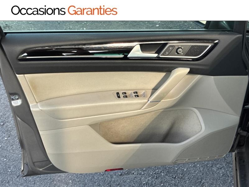 Voitures occasions VOLKSWAGEN GOLF SPORTSVAN Carat Clermont-Ferrand
