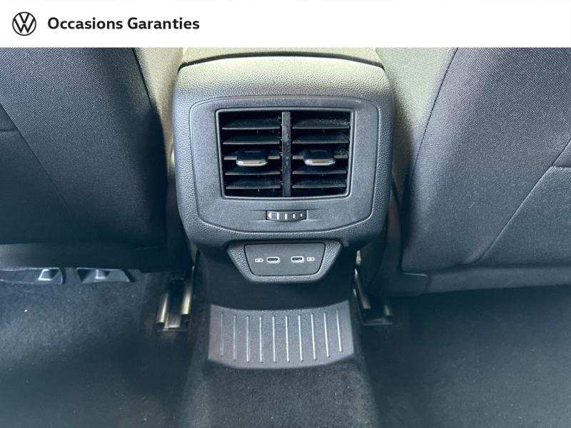 Voitures occasions VOLKSWAGEN T-ROC VW Edition Clermont-Ferrand