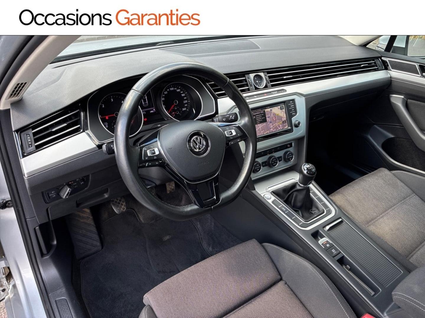 Voitures occasions VOLKSWAGEN PASSAT Confortline Clermont-Ferrand