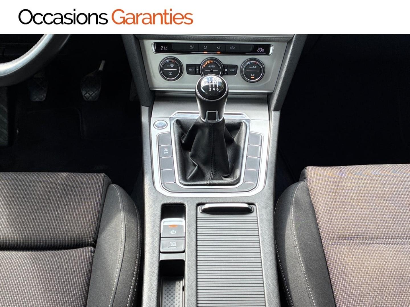Voitures occasions VOLKSWAGEN PASSAT Confortline Clermont-Ferrand